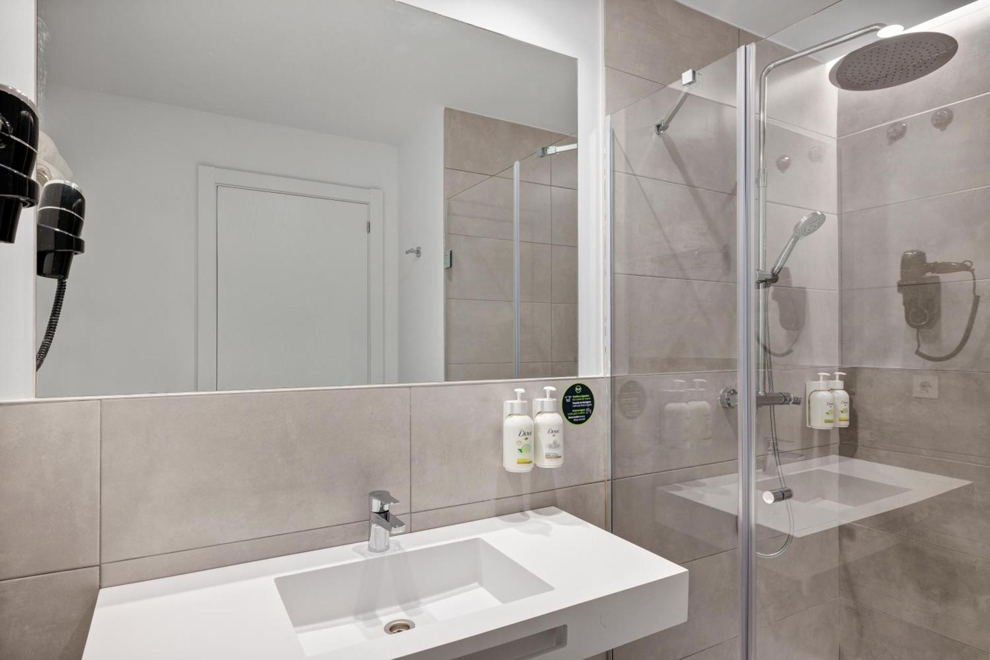 B&B Hotel Madrid Fuenlabrada Retail Park Esterno foto