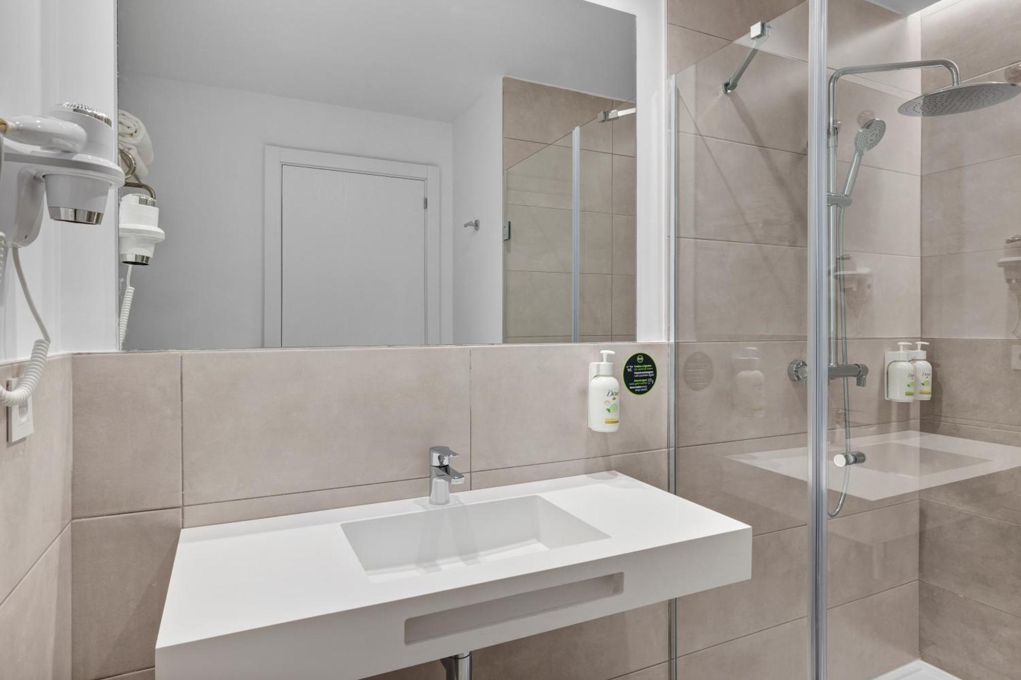 B&B Hotel Madrid Fuenlabrada Retail Park Esterno foto